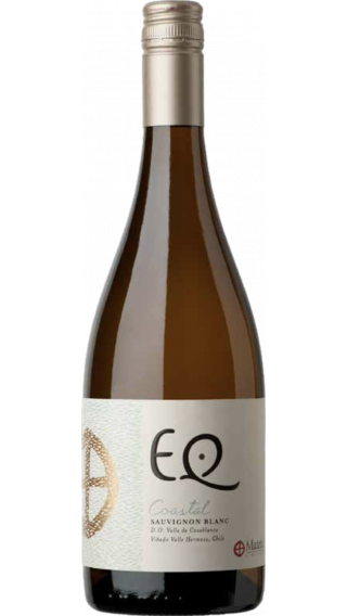 Bottle of Matetic EQ Sauvignon Blanc Coastal 2020 wine 750 ml
